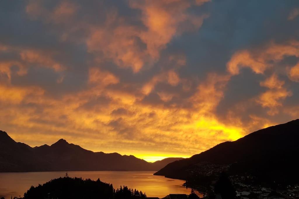 Awesome Studio - Amazing Mountain & Lake Views Queenstown Eksteriør bilde